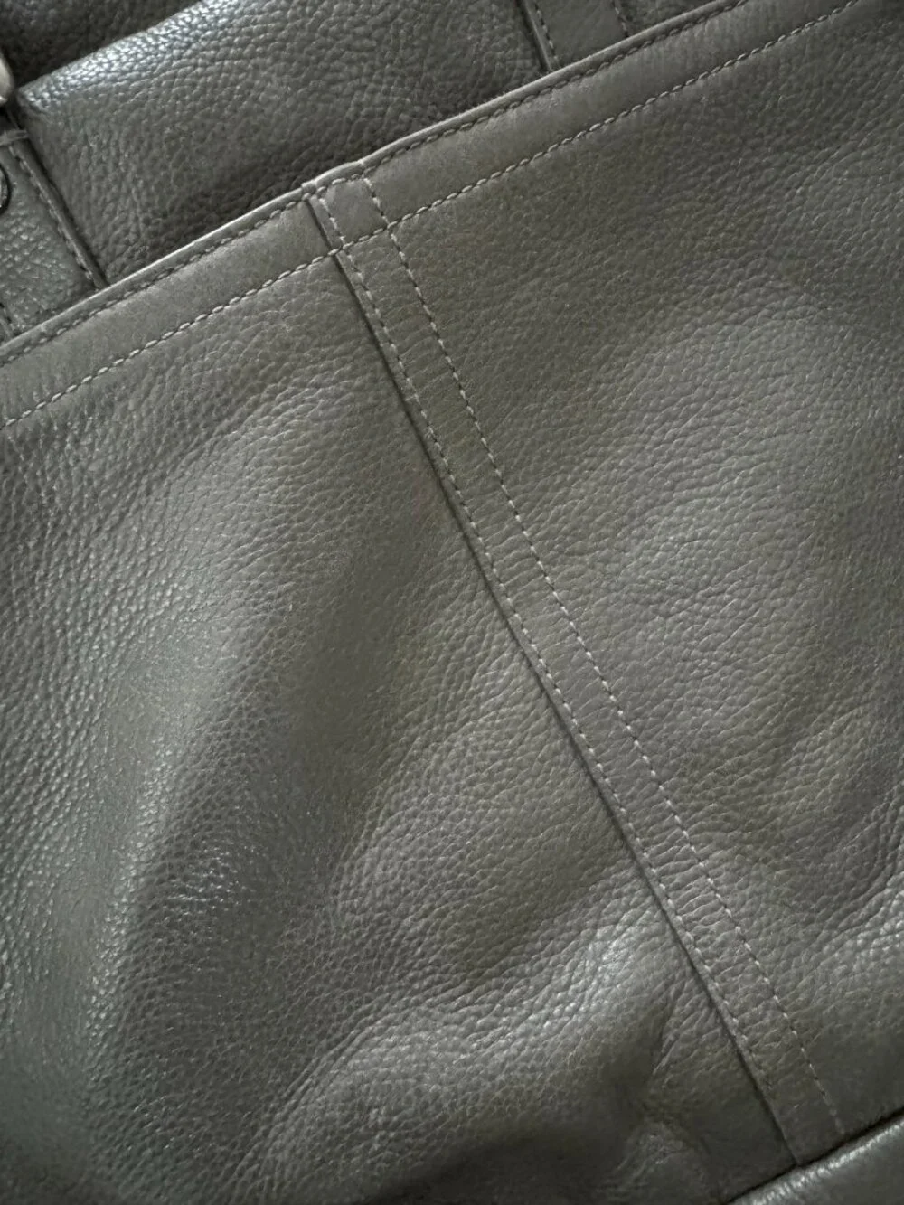 Coach Black Smooth Leather Messenger Laptop Bag | Unisex Crossbody